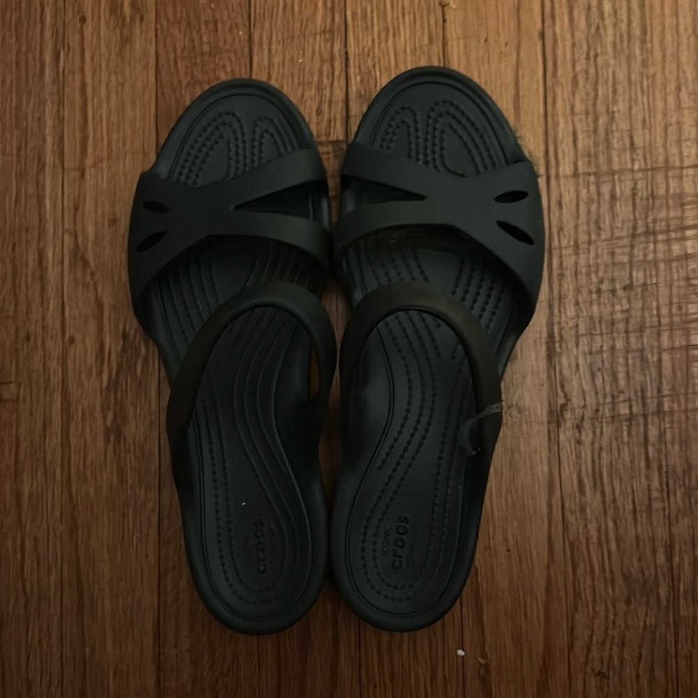Crocs Black Flip Flop, Size 10 W